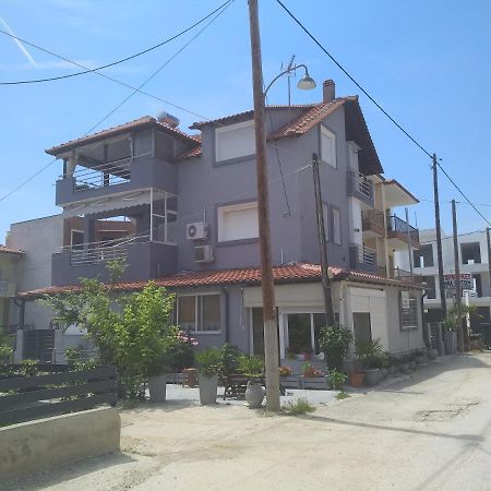 Nikos House Beach Ofriniou Apartment ภายนอก รูปภาพ