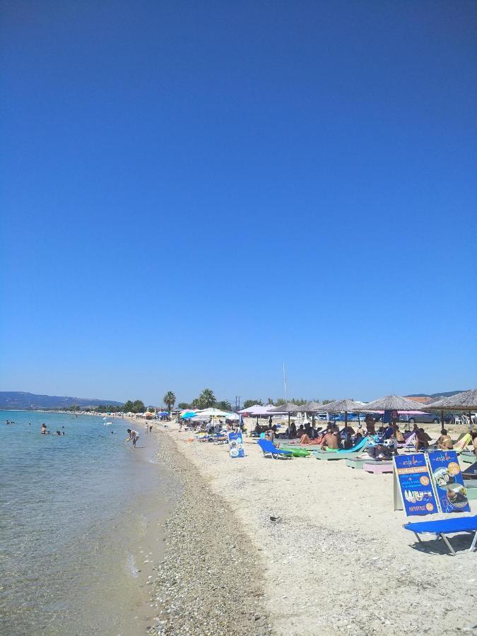 Nikos House Beach Ofriniou Apartment ภายนอก รูปภาพ